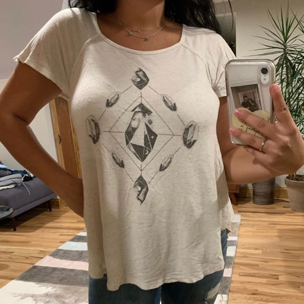 Graphic tee